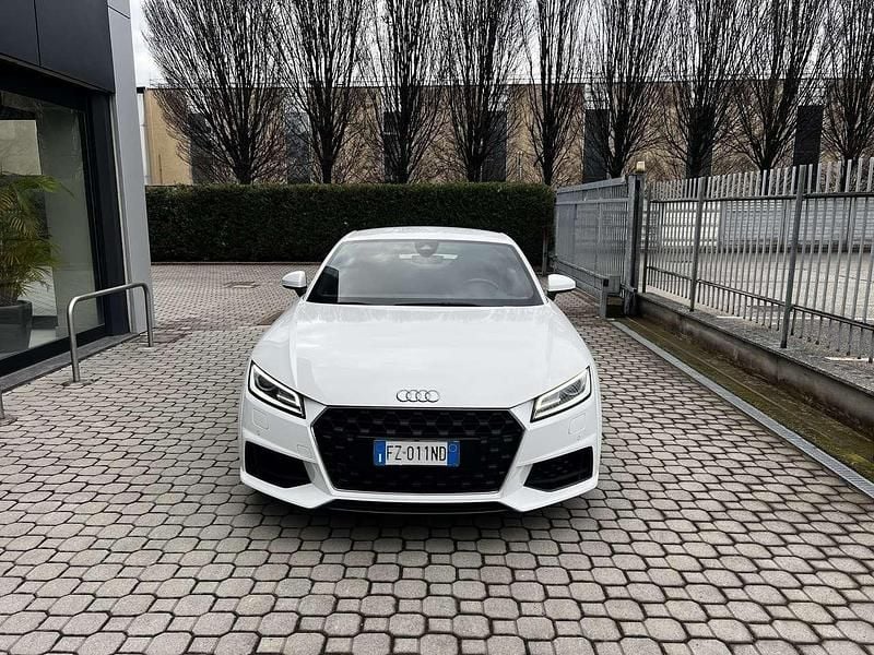 Second-hand Audi TT Ambiente 197 CP (144 kW) 2020 Alb Coupe