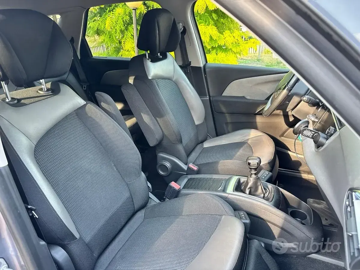 Usata Citroën C4 Picasso 120 CV (88 kW) 2018 Grigio Monovolume