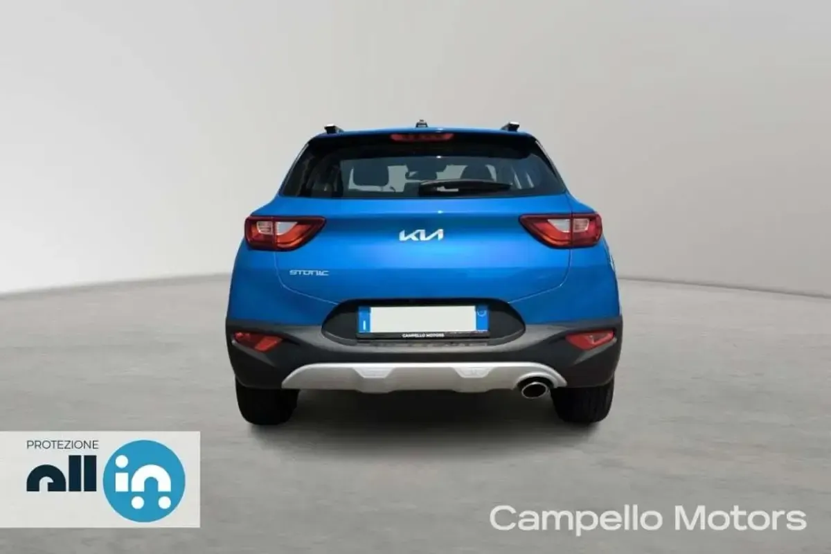 Usata Kia Stonic Urban 83 CV (61 kW) 2023 Blu metallizzato SUV