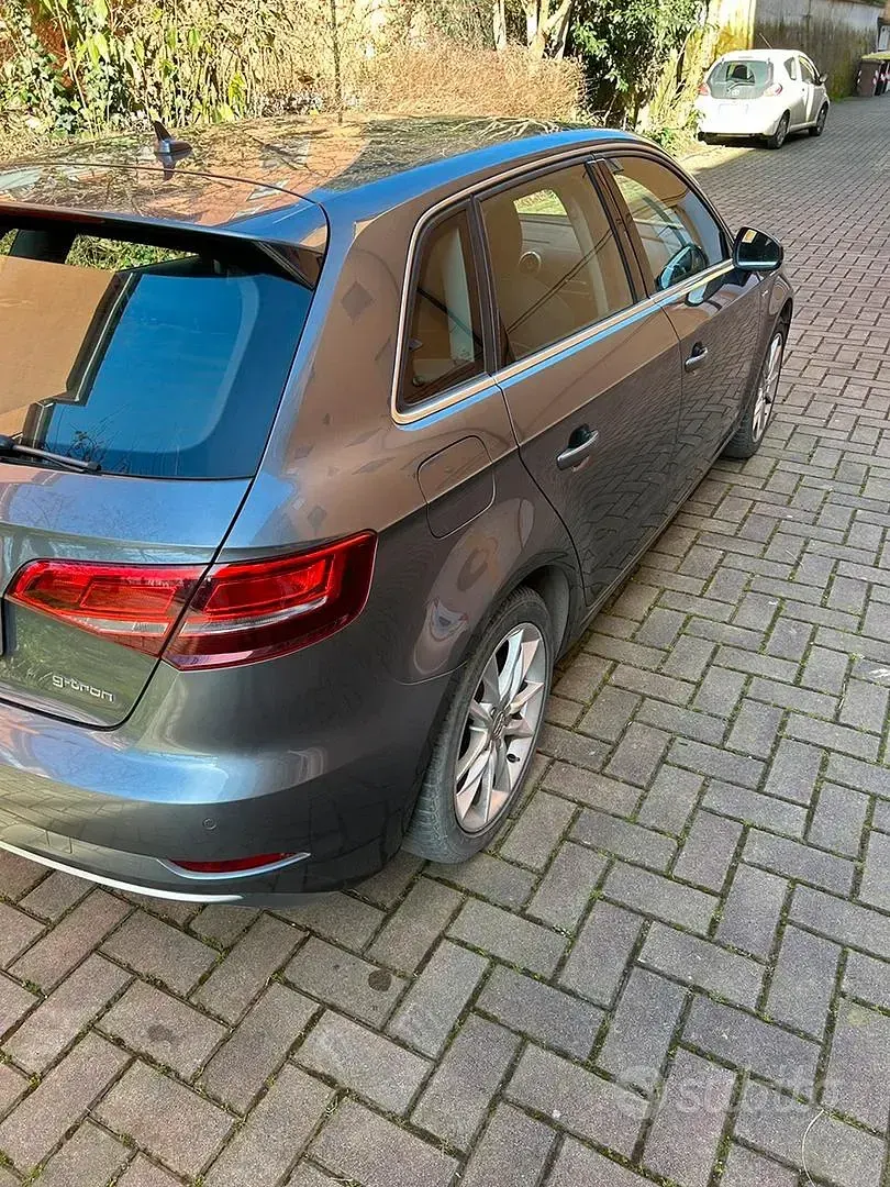 Usata Audi A3 110 CV (80 kW) 2017 Grigio
