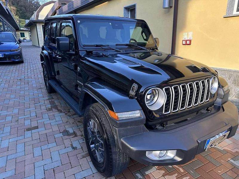 Usata Jeep Wrangler Sahara 272 CV (200 kW) 2024 Nero SUV
