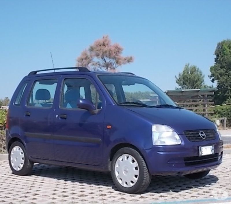 Opel agila 2001