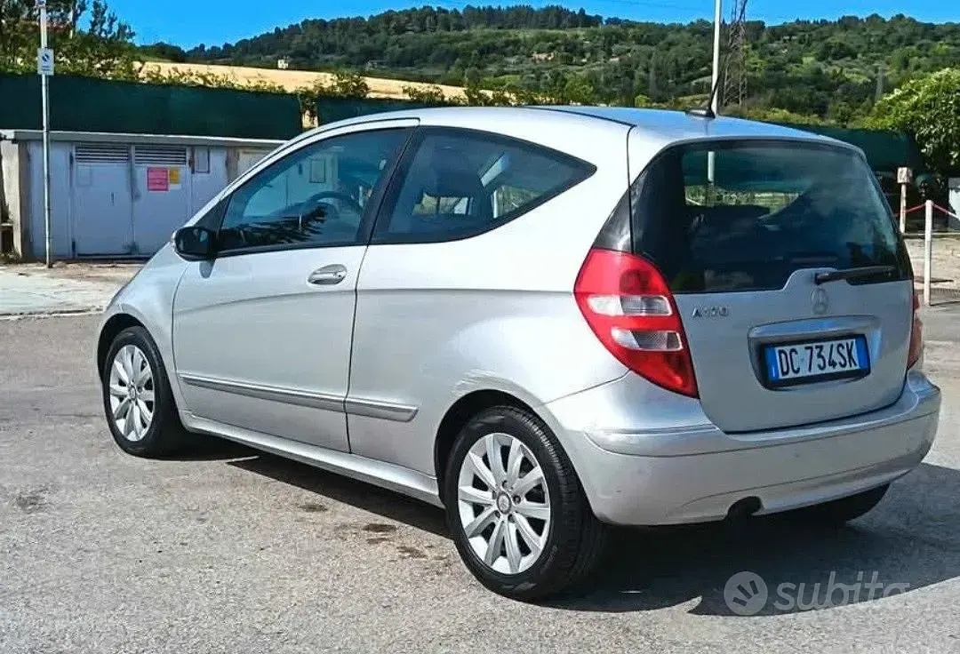 Usata Mercedes 170 Avantgarde 116 CV (85 kW) 2006 Grigio Coupé