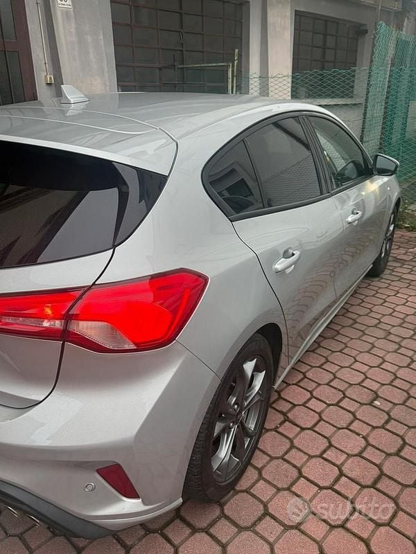 Usata Ford Focus 120 CV (88 kW) 2019 Berlina