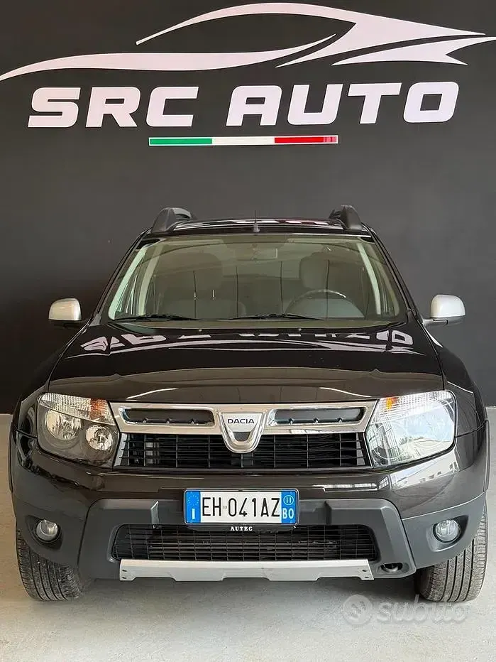 Usata Dacia Duster Lauréate 110 CV (80 kW) 2011 Nero SUV