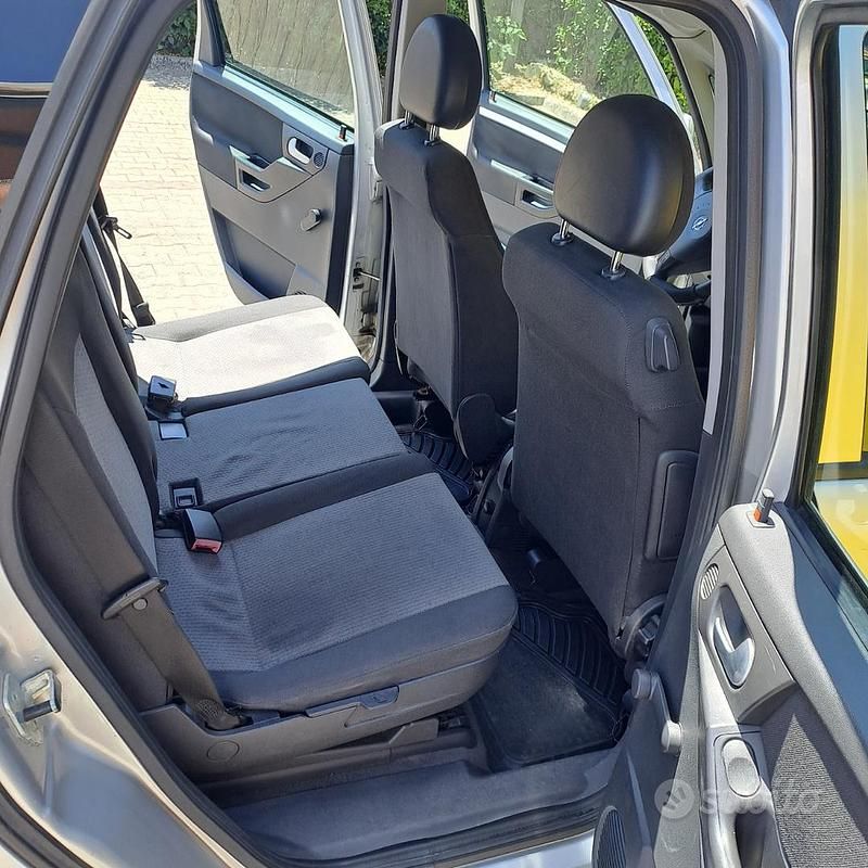 Usata Opel Meriva 75 CV (55 kW) 2004 Grigio Monovolume