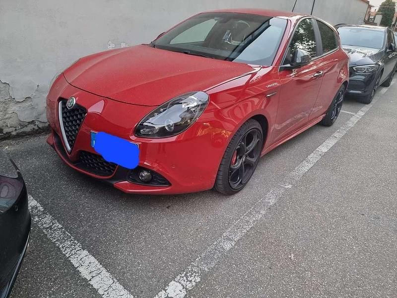 Usata Alfa Romeo Giulietta Veloce 241 CV (177 kW) 2016 Utilitaria