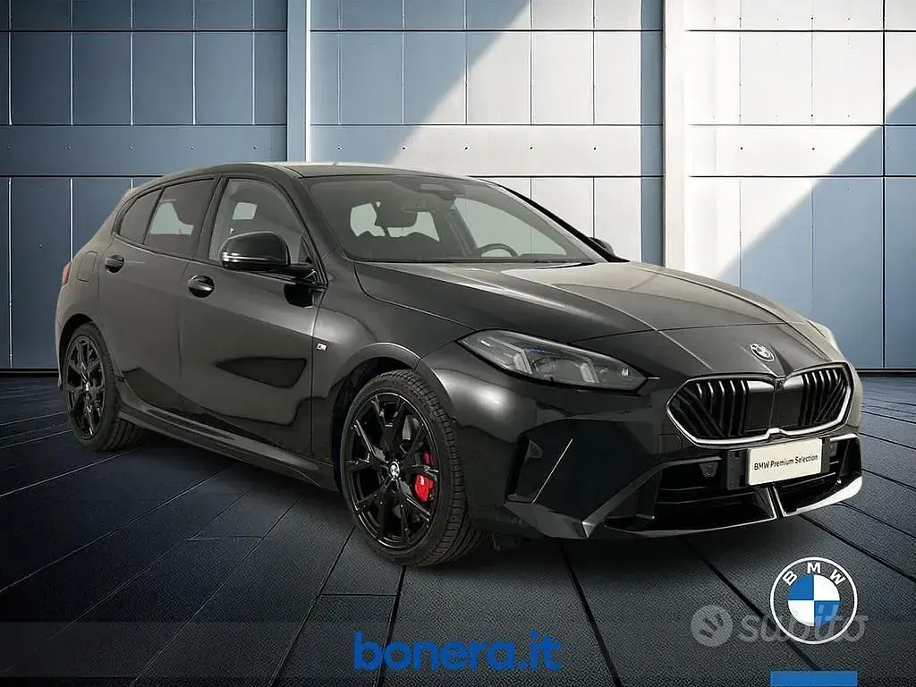 Gebraucht BMW 118 M Sport 150 PS (110 kW) 2025 Schwarz Kleinwagen
