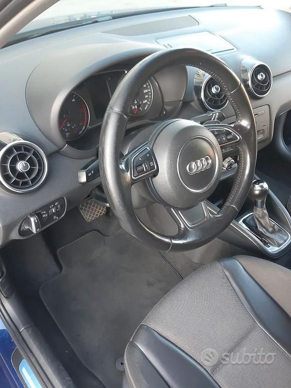 Usata Audi A1 Ambition 90 CV (66 kW) 2013 Blu Utilitaria