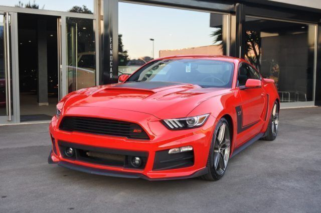 Usata Ford Mustang GT Fastback 441 CV (324 kW) 2016 Rosso pastello Utilitaria