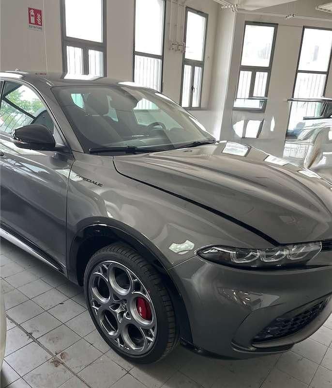 Usata Alfa Romeo Tonale Veloce 179 CV (131 kW) 2023 Grigio SUV