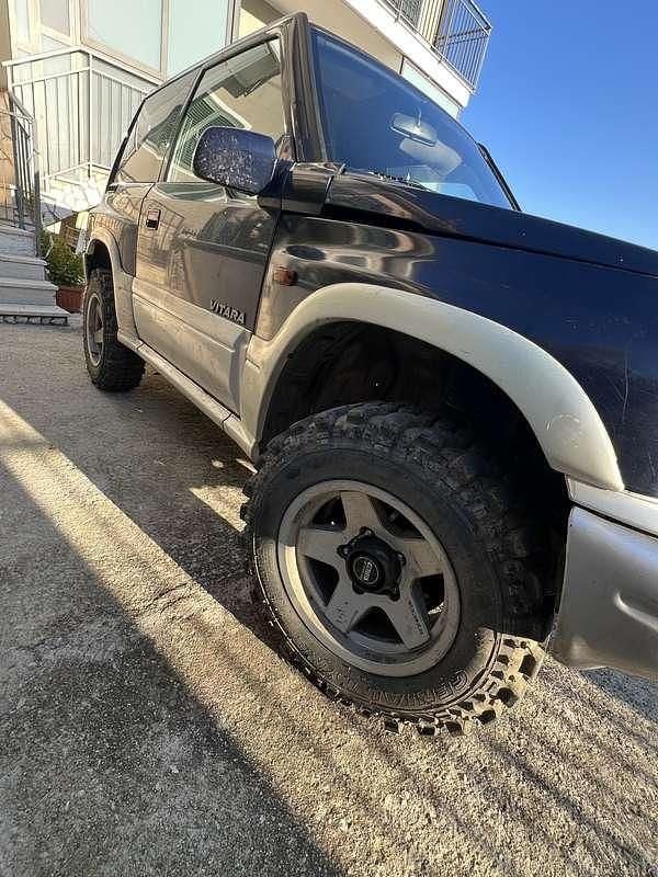 Usata Suzuki Vitara 95 CV (69 kW) 1997 SUV