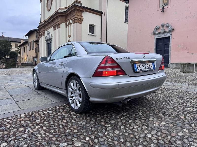 Usata Mercedes SLK200 Edition 163 CV (119 kW) 2003 Argento Cabrio