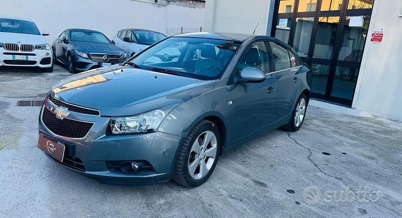 Blu Usata 2010 Chevrolet Cruze LT Tre volumi | 4800 € (Cara) - Immagine 1/4