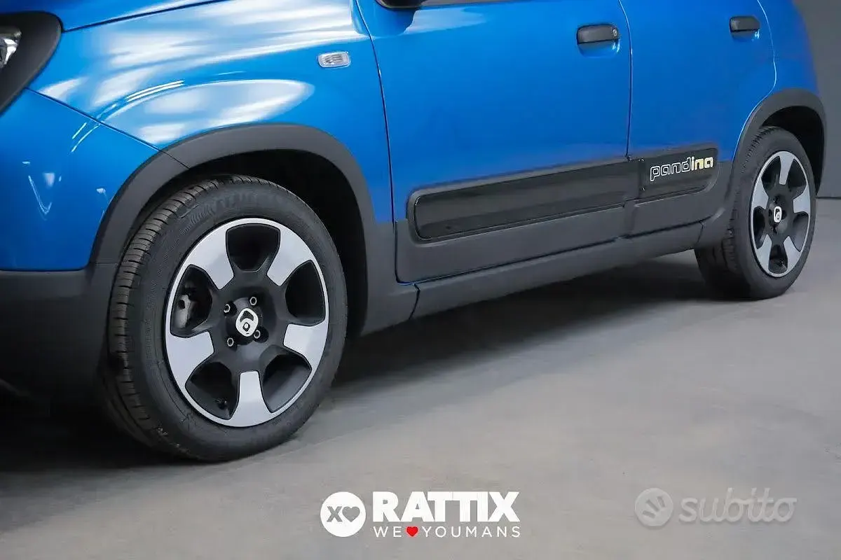 Usata Fiat Panda Cross Cross 70 CV (51 kW) 2025 Blu italia metallizzato Utilitaria