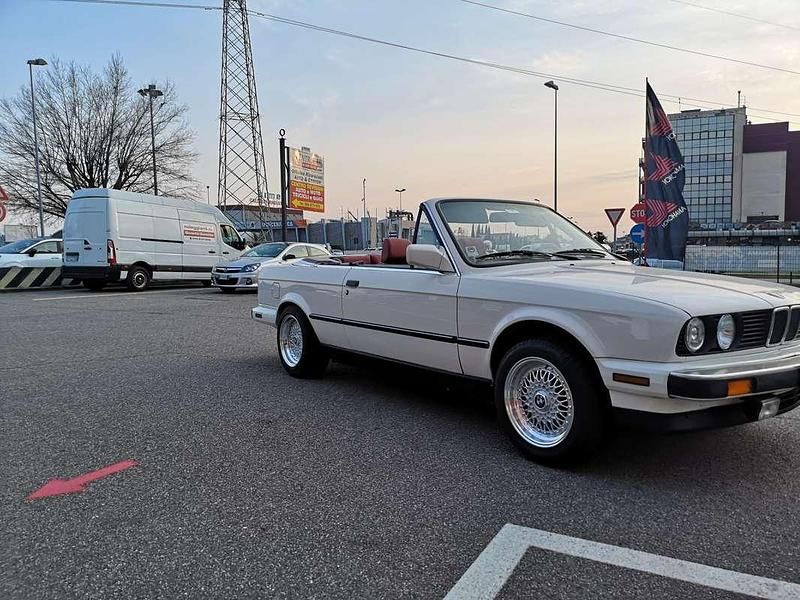 Usata BMW 325 171 CV (125 kW) 1987 Cabrio