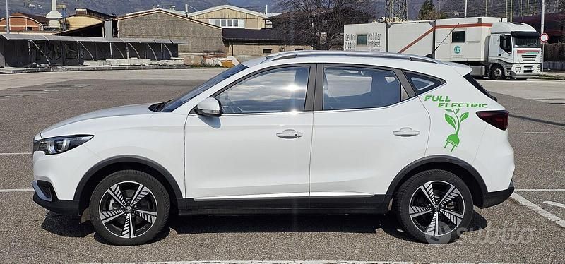Usata MG ZS 130 kW (177 CV) 2021 Bianco SUV