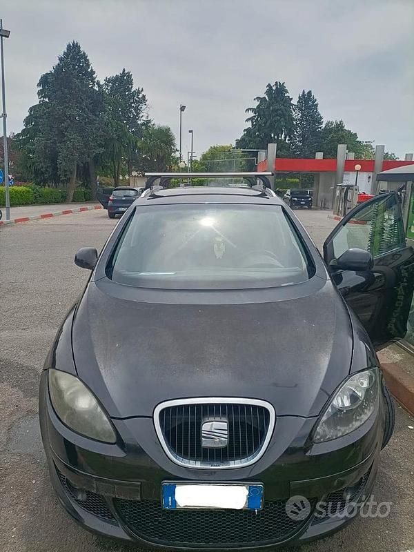 Usata Seat Altea XL Stylance 105 CV (77 kW) 2007 Nero Monovolume