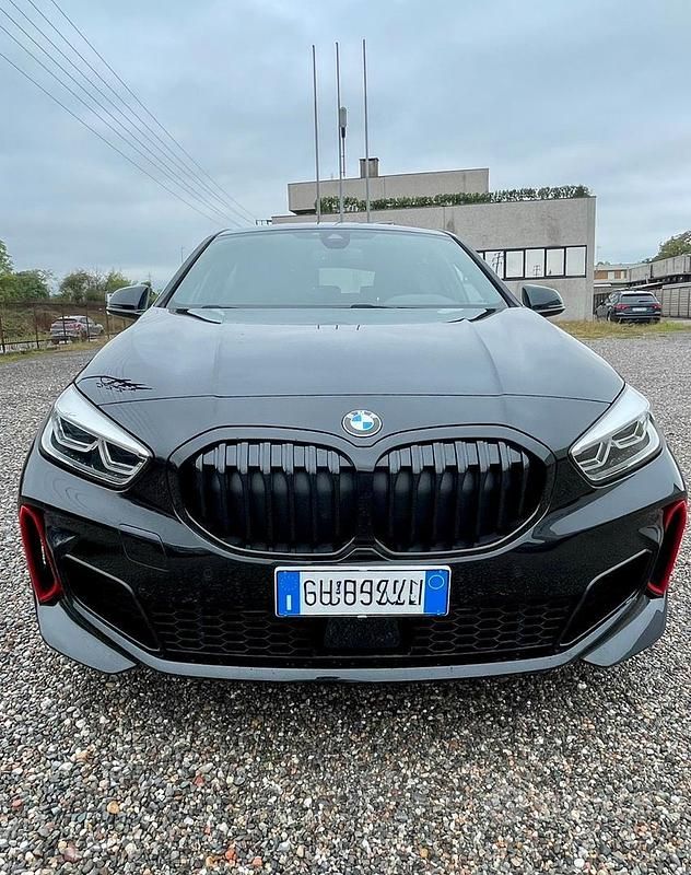 Usata BMW 128 M Performance 304 CV (223 kW) 2022 Nero Berlina