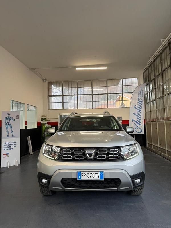 Usata Dacia Duster Prestige 110 CV (80 kW) 2018 Argento Station wagon