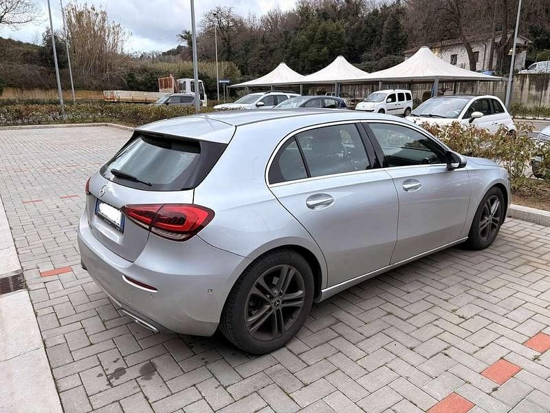 Usata Mercedes A180 116 CV (85 kW) 2019 Berlina