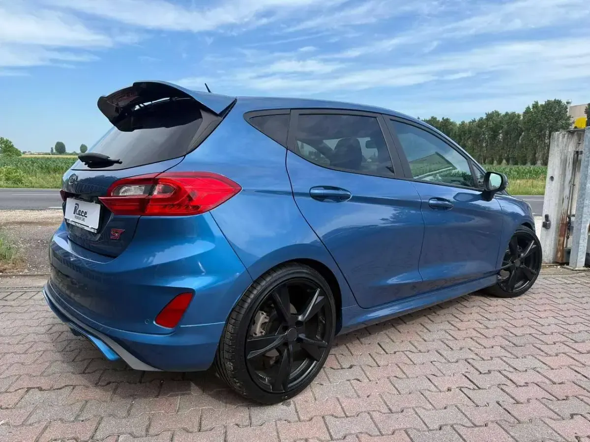 Usata Ford Fiesta ST 200 CV (147 kW) 2019 Blu/azzurro Utilitaria