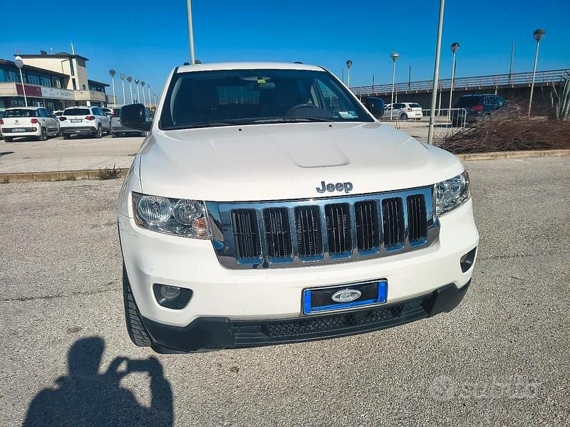 Usata Jeep Grand Cherokee 286 CV (210 kW) 2011 Bianco SUV