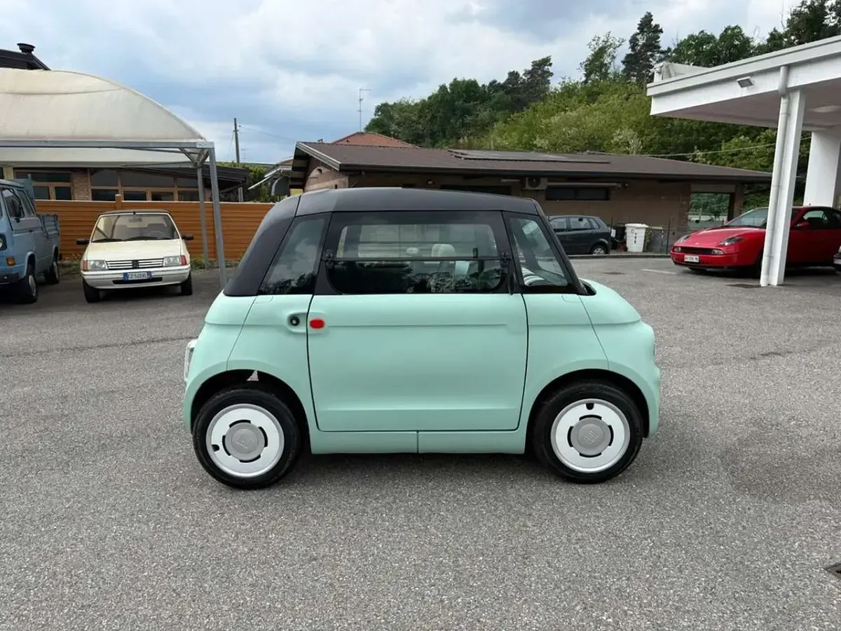 Novo Fiat Topolino 5 kW (8 HP) 2025 Cinzento Citadino