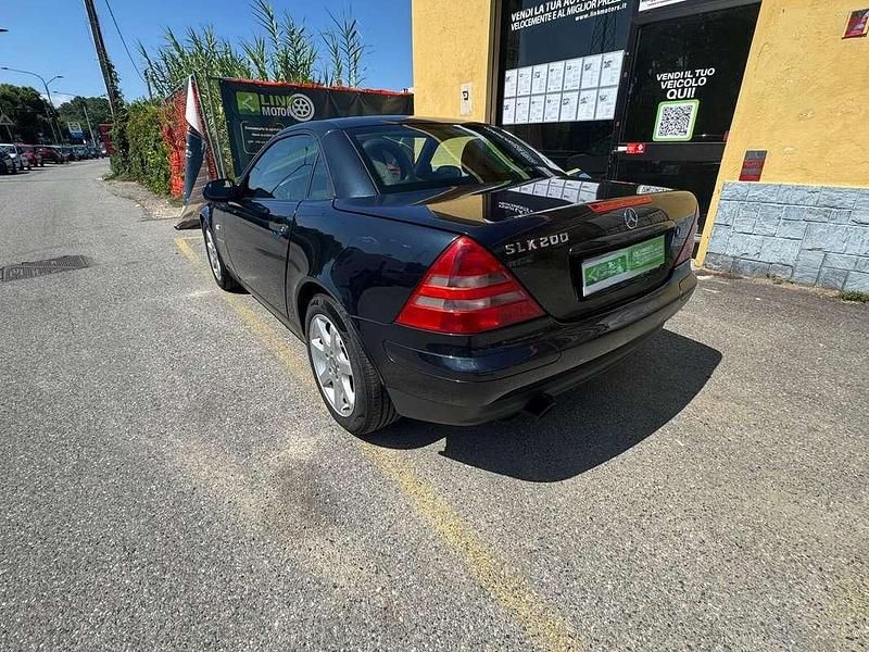 Usata Mercedes SLK200 192 CV (141 kW) 1998 Blu/azzurro Cabrio
