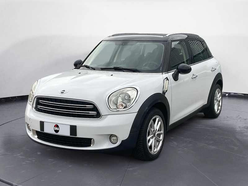 Usata Mini One D Countryman Business 111 CV (81 kW) 2015 Bianco SUV
