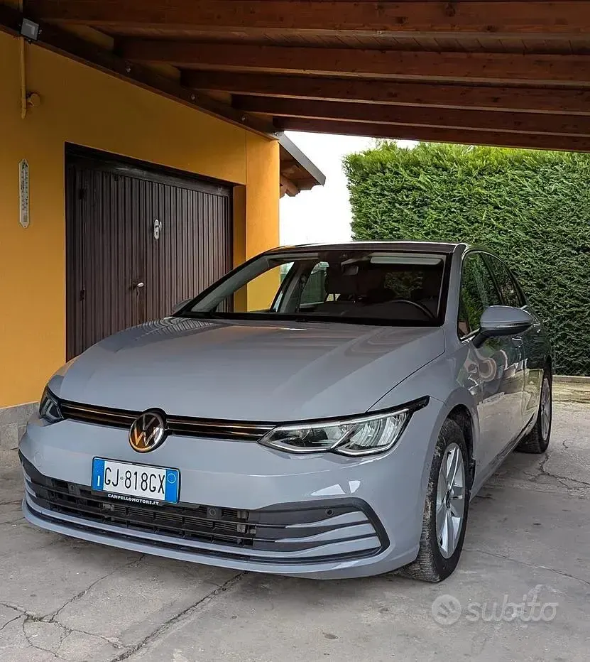 Usata VW Golf VIII 110 CV (80 kW) 2022 Grigio Berlina