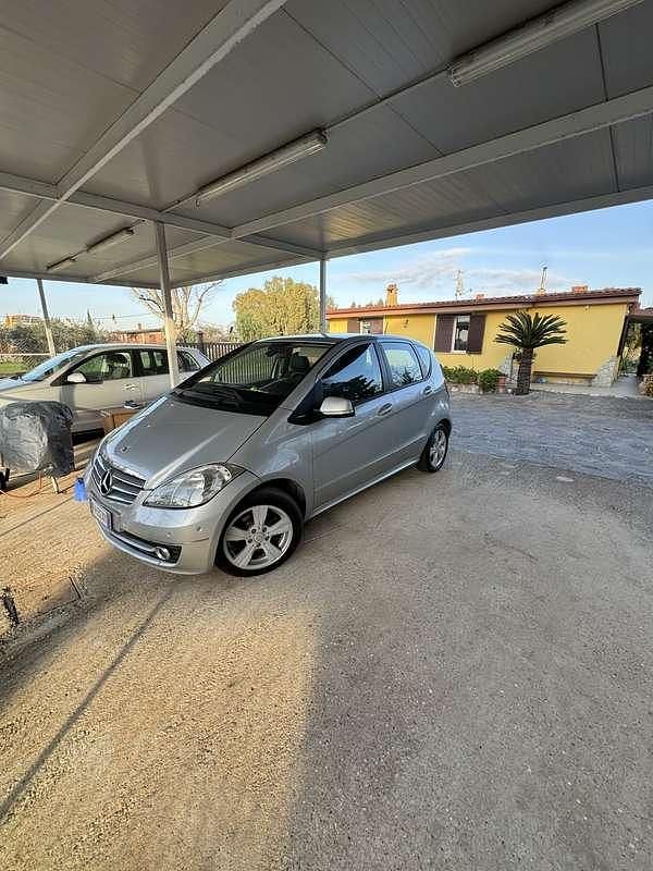 Usata Mercedes A160 Elegance 95 CV (69 kW) 2011 Utilitaria