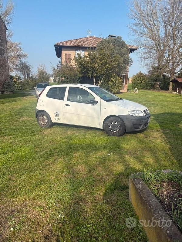 Usata Fiat Punto 2007 Bianco Utilitaria