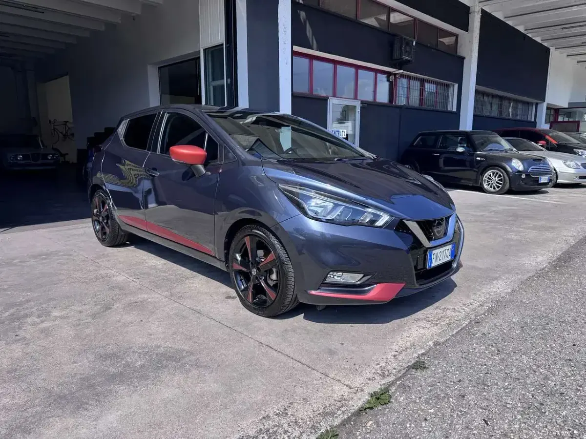 Usata Nissan Micra Tekna 90 CV (66 kW) 2018 Grigio Utilitaria