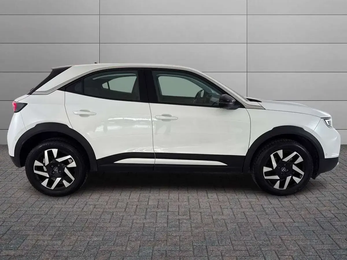 Usata Opel Mokka Elegance 101 CV (74 kW) 2022 Bianco SUV