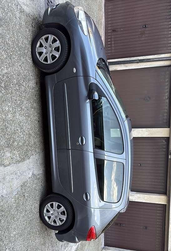 Usata Peugeot 206 60 CV (44 kW) 2009 Berlina