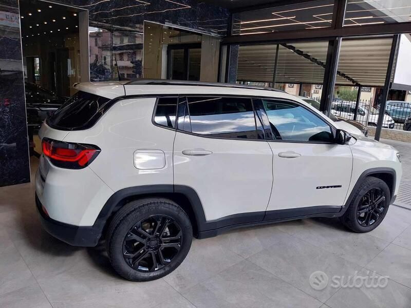Usata Jeep Compass Night Eagle 131 CV (96 kW) 2023 Bianco SUV