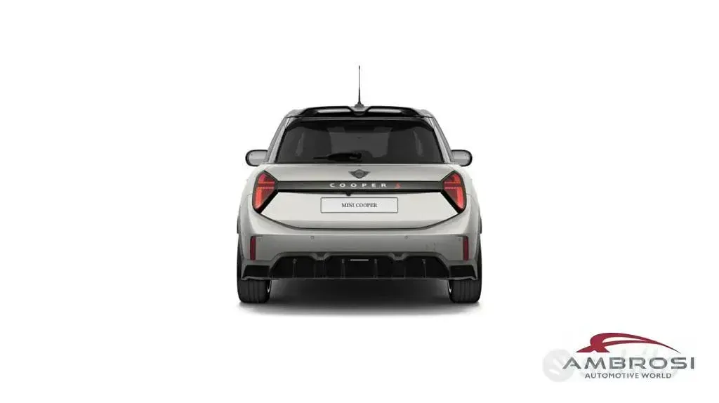 Nuova Mini John Cooper Works 204 CV (150 kW) 2026 Grigio Utilitaria
