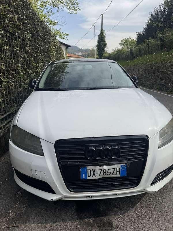Usata Audi A3 Ambiente 105 CV (77 kW) 2009 Utilitaria