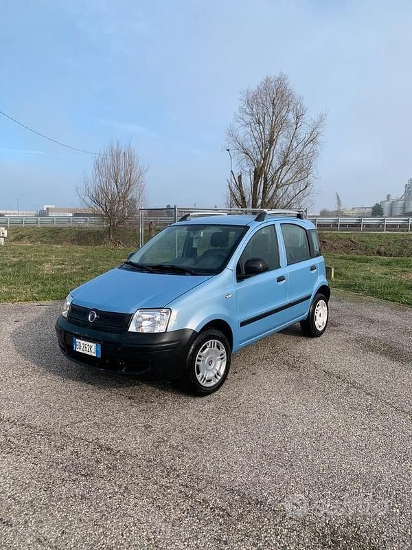 Usata Fiat Panda 77 CV (56 kW) 2010 Blu Utilitaria