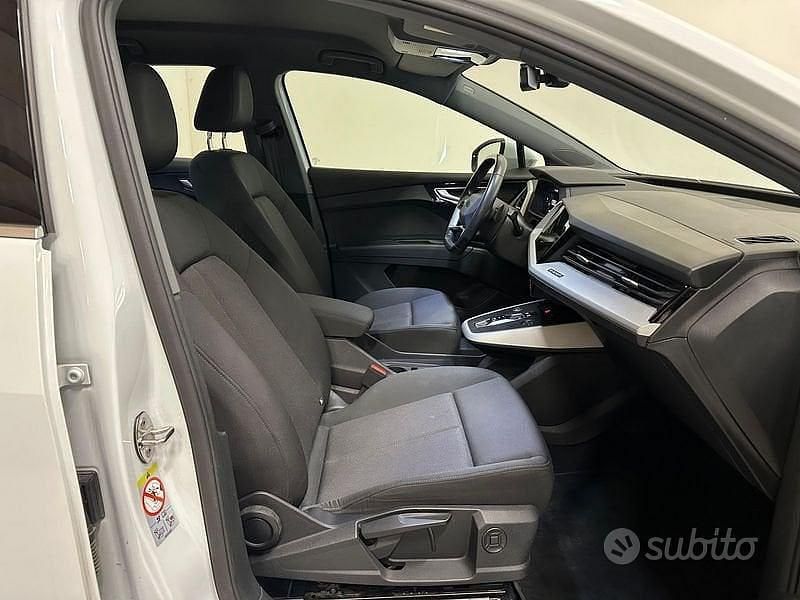 Usata Audi Q4 e-tron Business 175 kW (238 CV) 2023 Bianco SUV