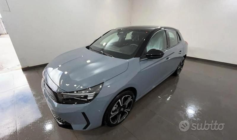 Nuova Opel Corsa 110 CV (80 kW) 2025 Grigio Utilitaria