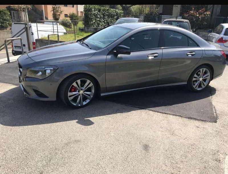 Usata Mercedes CLA200 Premium 136 CV (100 kW) 2015 Berlina