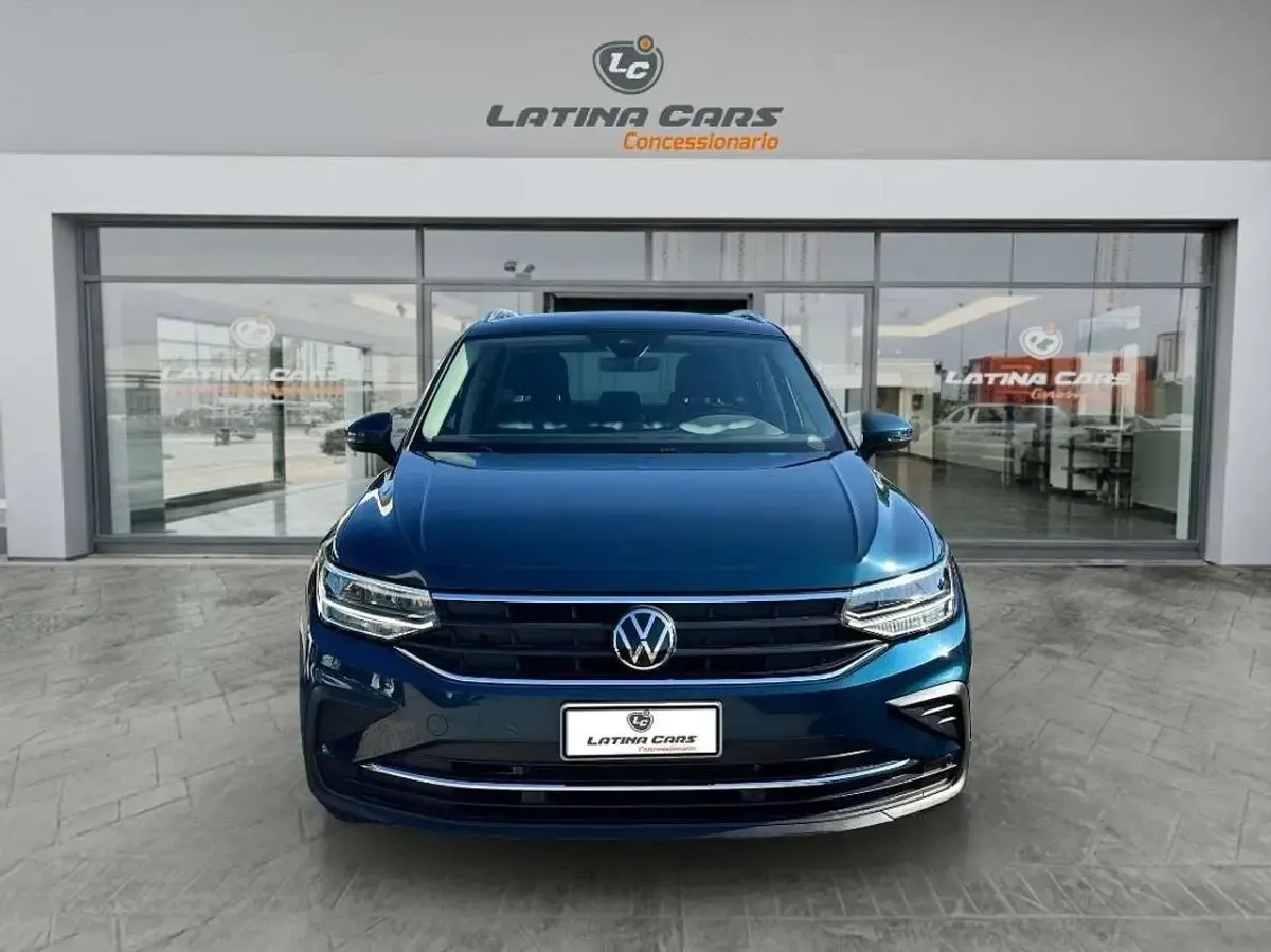 Usata VW Tiguan Life 131 CV (96 kW) 2023 Blu SUV