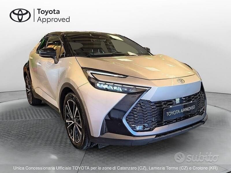 Usata Toyota C-HR Lounge 2024 Grigio SUV