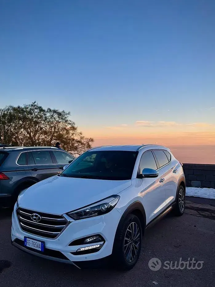 Usata Hyundai Tucson 116 CV (85 kW) 2016 Bianco SUV