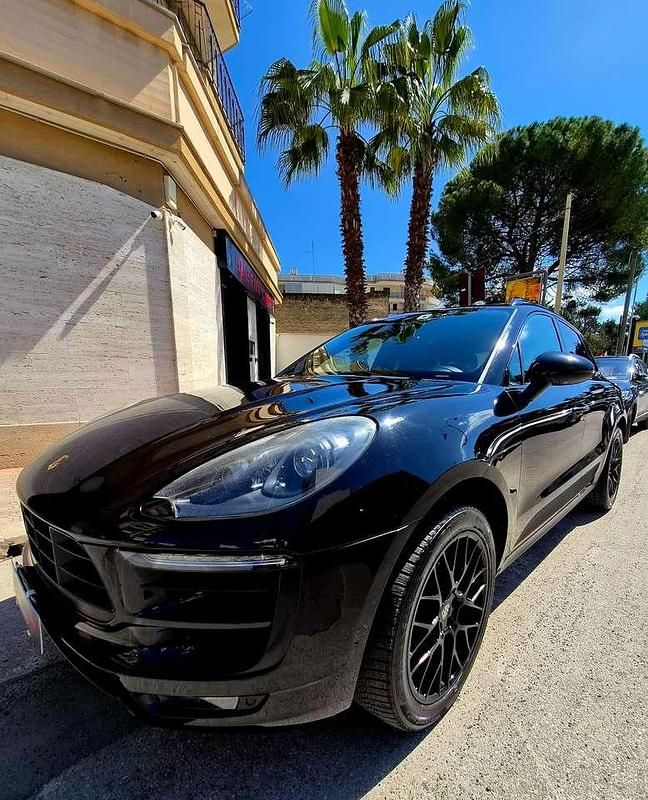 Usata Porsche Macan 250 CV (183 kW) 2017 Nero SUV
