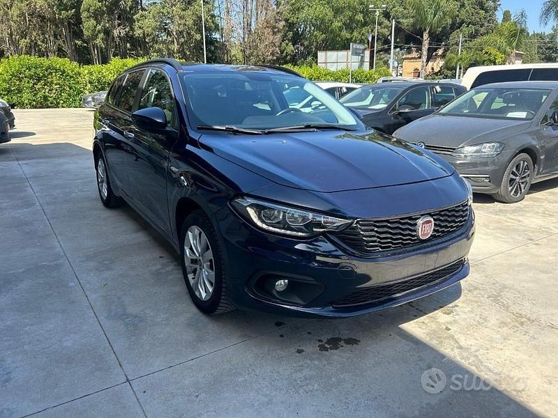 Usata Fiat Tipo S 120 CV (88 kW) 2017 Blu Station wagon