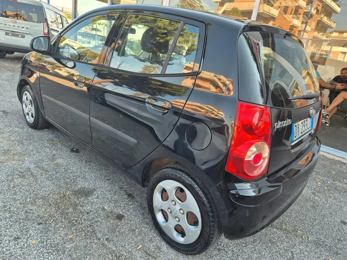 Usata Kia Picanto 59 CV (43 kW) 2009 Nero Utilitaria
