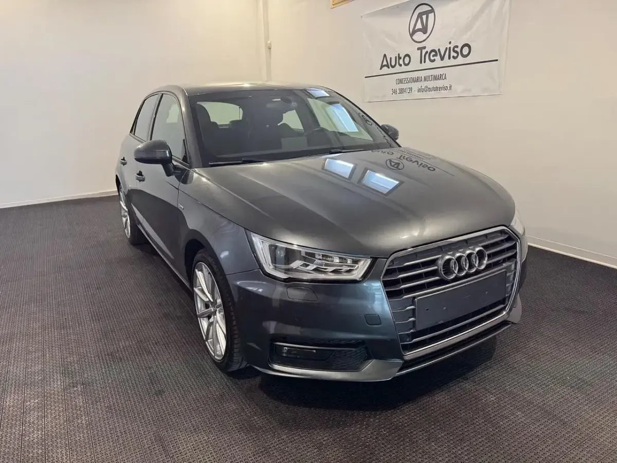 Usata Audi A1 Admired 95 CV (69 kW) 2017 Grigio Utilitaria